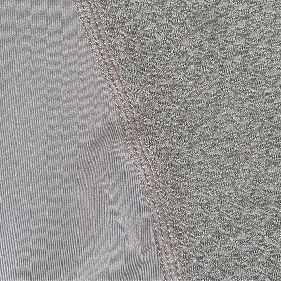 GapFit Maternity Athletic Capri Pants in Charcoal - Picture 3 of 7